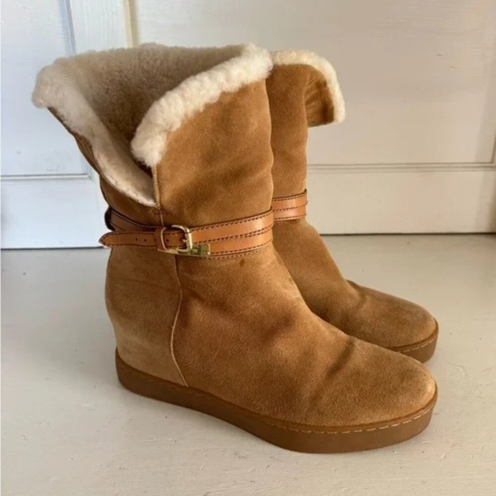 Coach tan wedge faux fur boots size 8